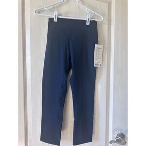NWT Lululemon Wunder Under HR Crop 21" True Navy Size 6